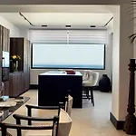 ميكونيان كوليكشن - ومنتجعات بريفيرد 5*